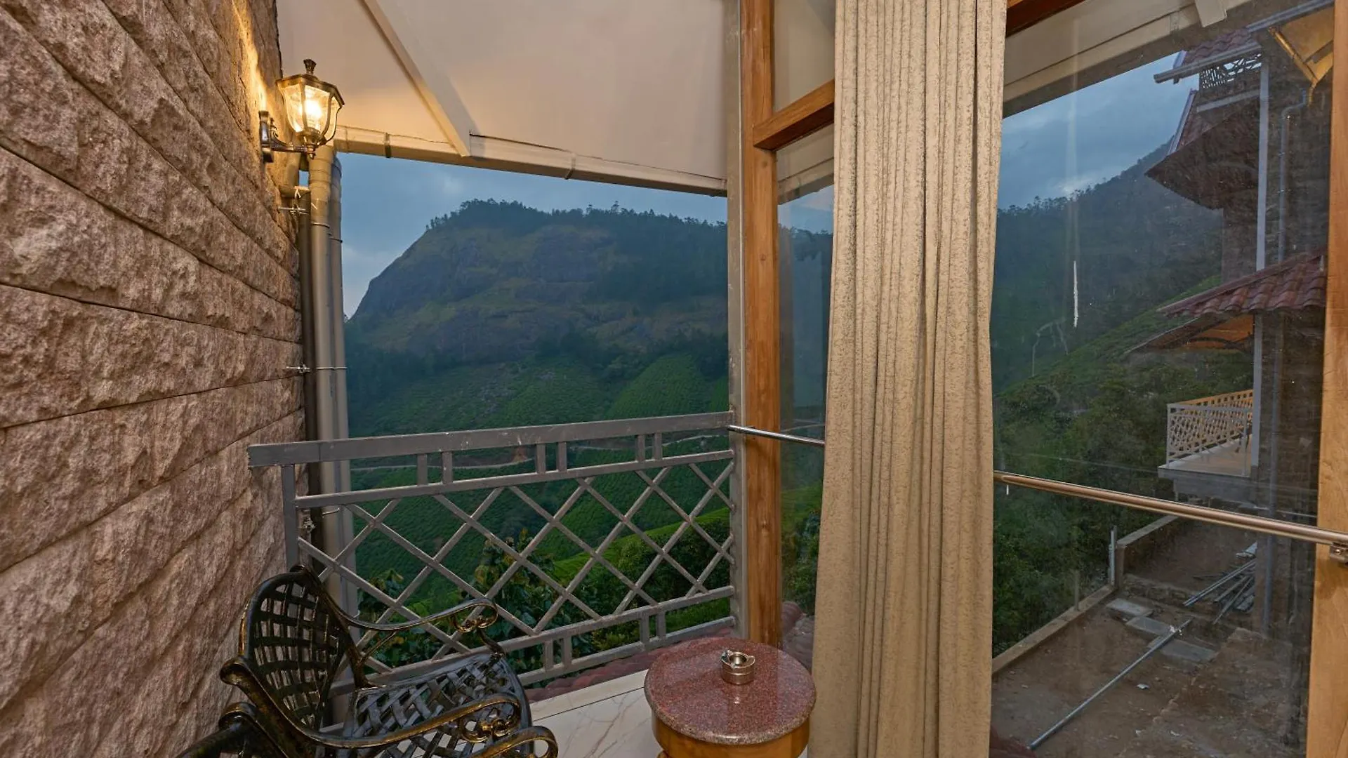 The Planet Munnar Hotel Suryanelli