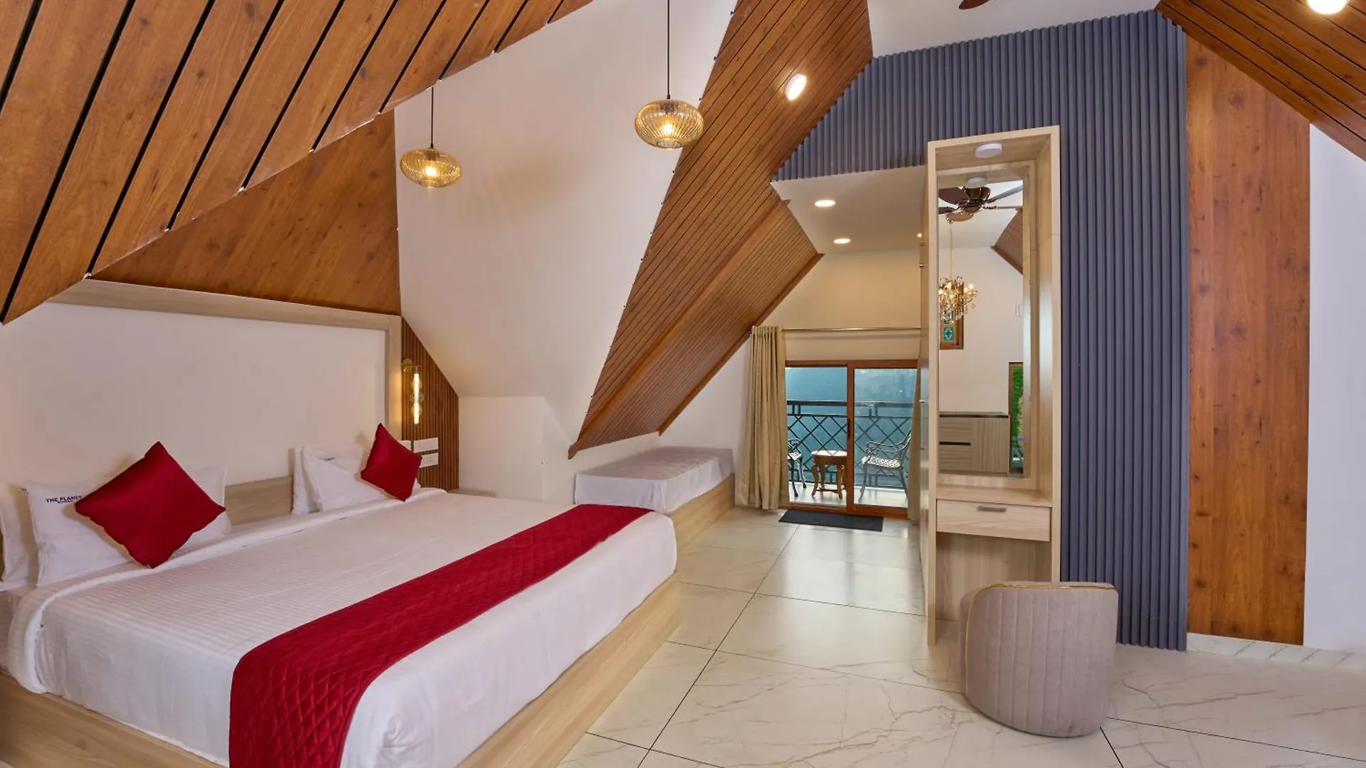 The Planet Munnar Hotel Suryanelli Resort